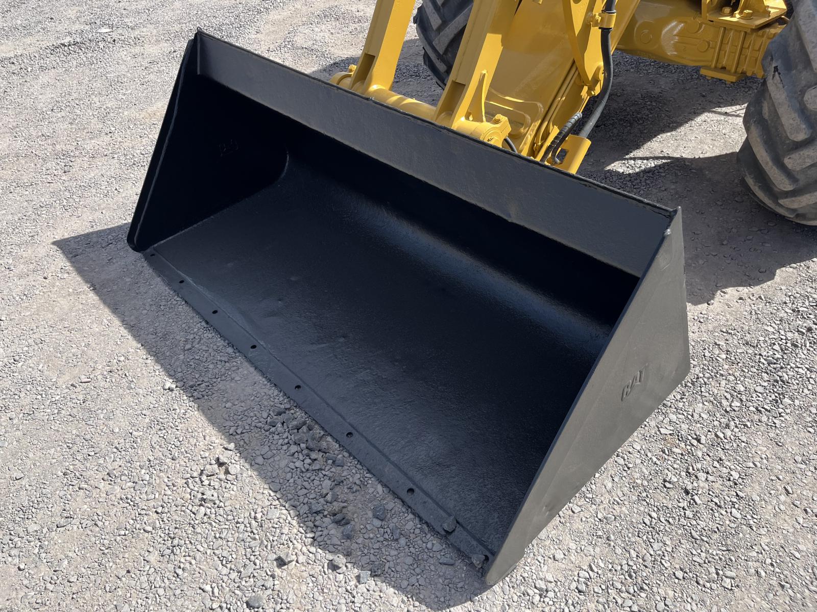 ./imagenes/INVOICE/2019/15623/CARGADOR FRONTAL CATERPILLAR 908 (18).JPG